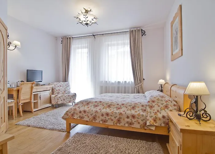 Kominiarski Wierch Bed & Breakfast 3*