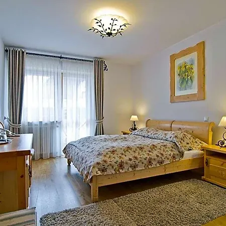 Kominiarski Wierch 4*