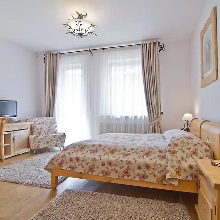 Kominiarski Wierch Oda ve Kahvaltı 4*
